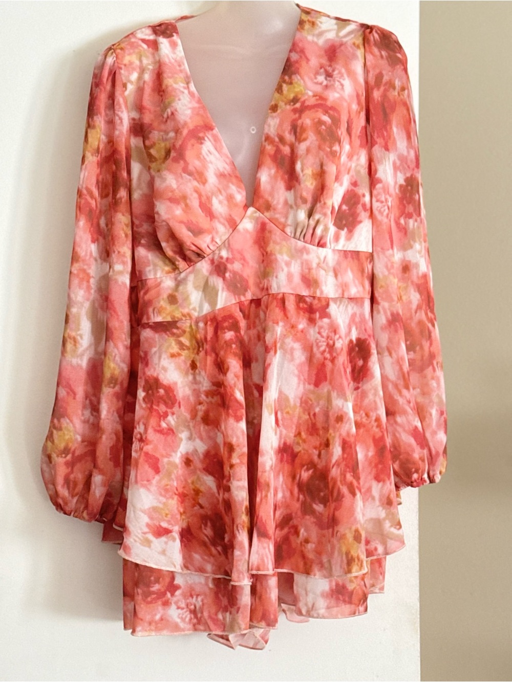 SHEIN Coral Pink Floral V-Neck Peplum Tunic